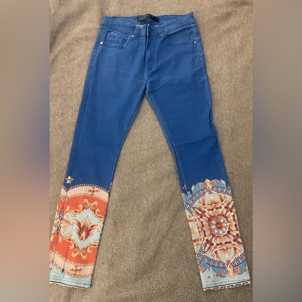Vie Riche Baroque Print Denim Pants Size 32 (0329) - Picture 3 of 9